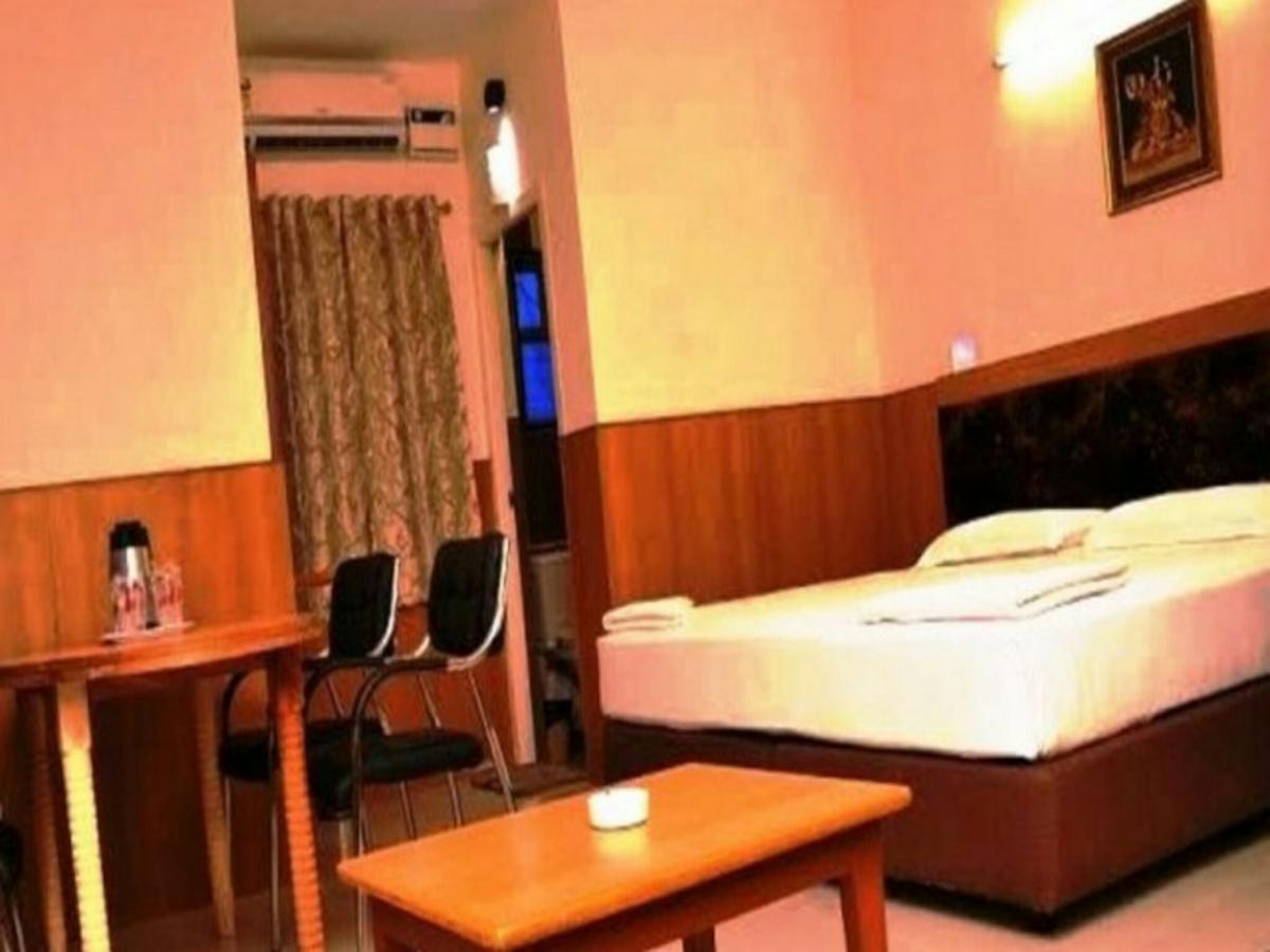 Hotel J Maariot Erode Ngoại thất bức ảnh