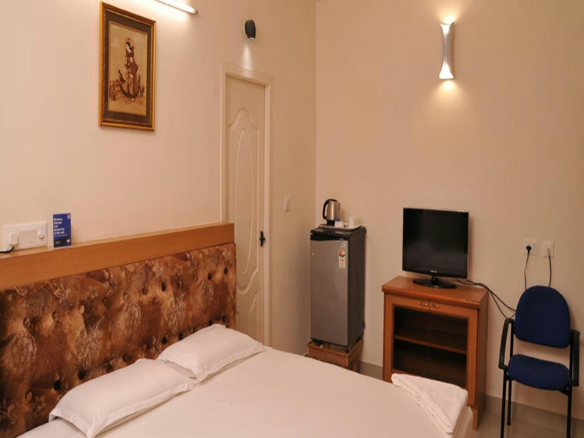 Hotel J Maariot Erode Ngoại thất bức ảnh