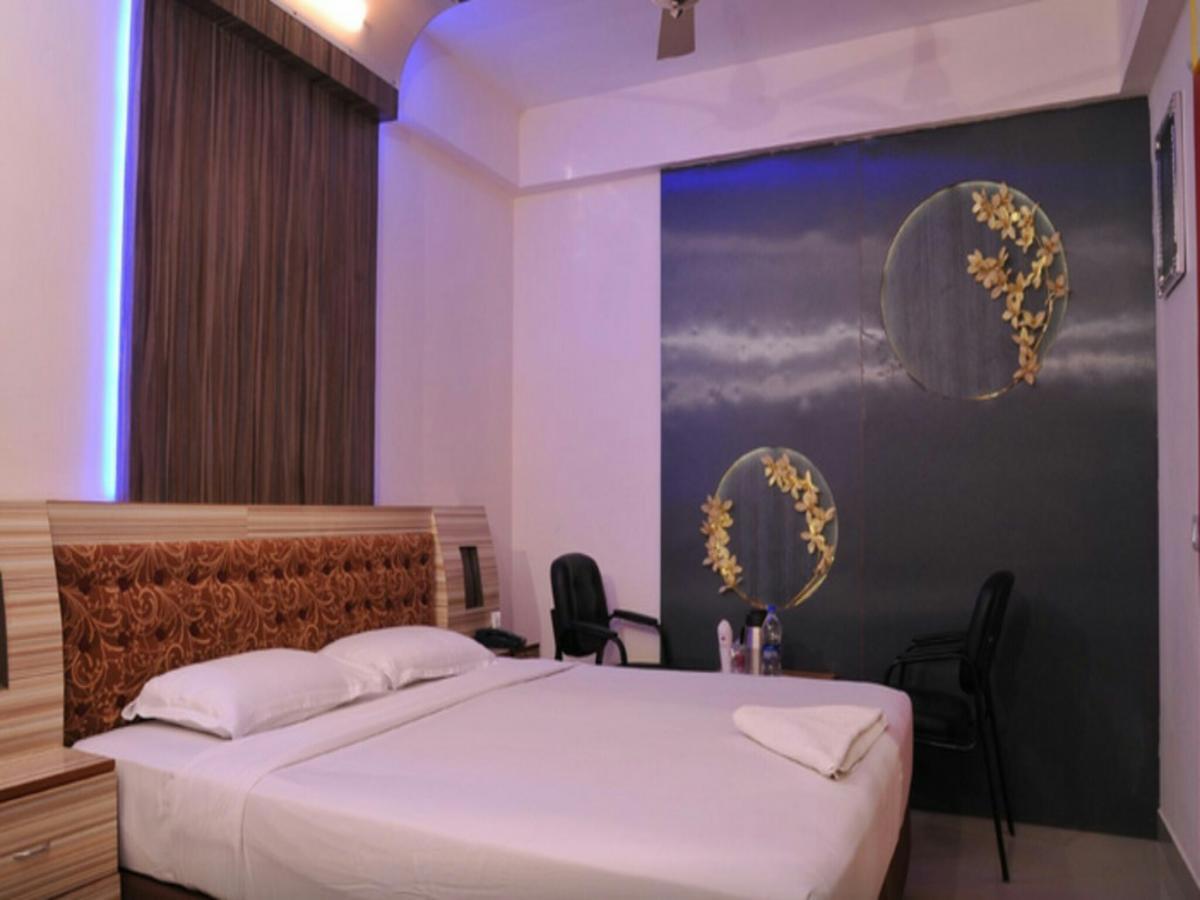 Hotel J Maariot Erode Ngoại thất bức ảnh